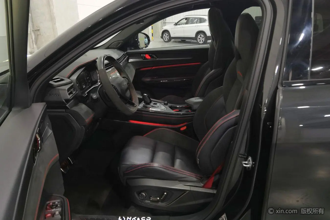 LYNK & CO Lynk 05 2.0 TD four-wheel drive Time Limited Edition