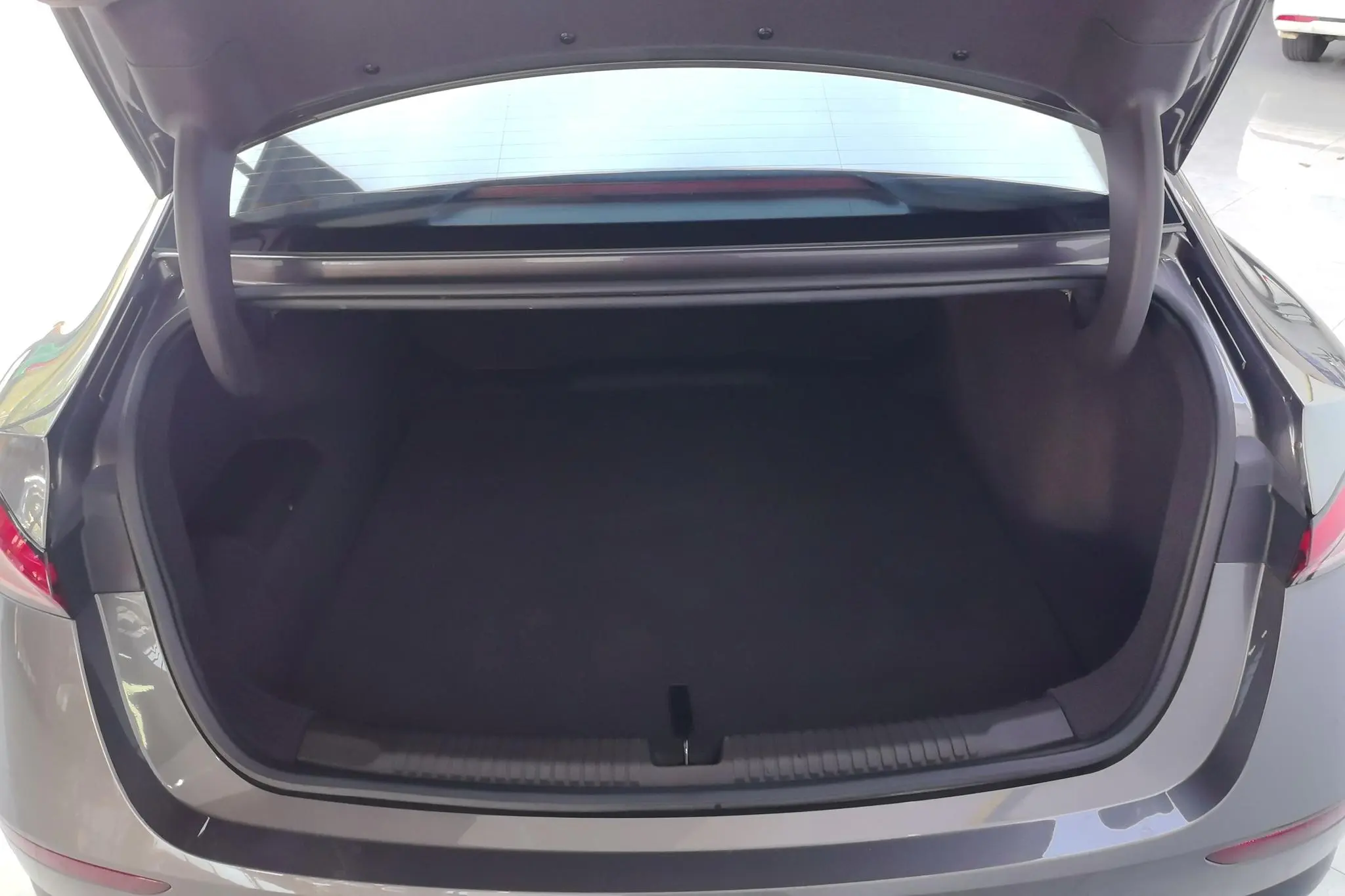 Roewe Roewe D7 DMH 125 Excellent Edition