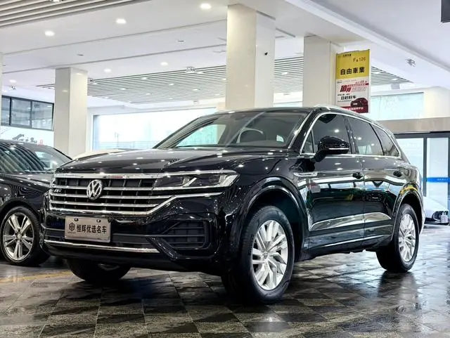 Volkswagen Touareg 2.0 TSI Ruishang Edition