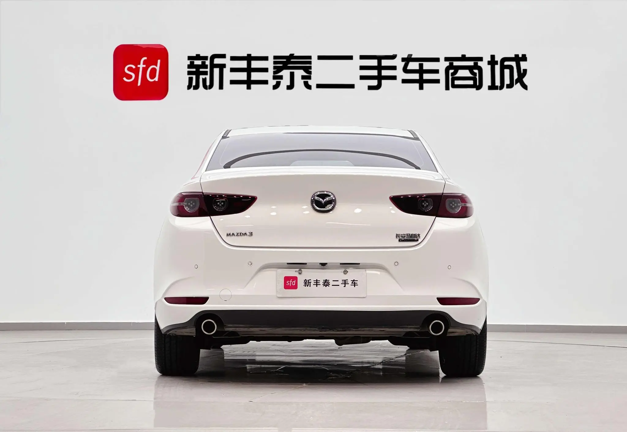 Mazda Mazda 3 Angkesaila 2.0L automatic quality dazzling version