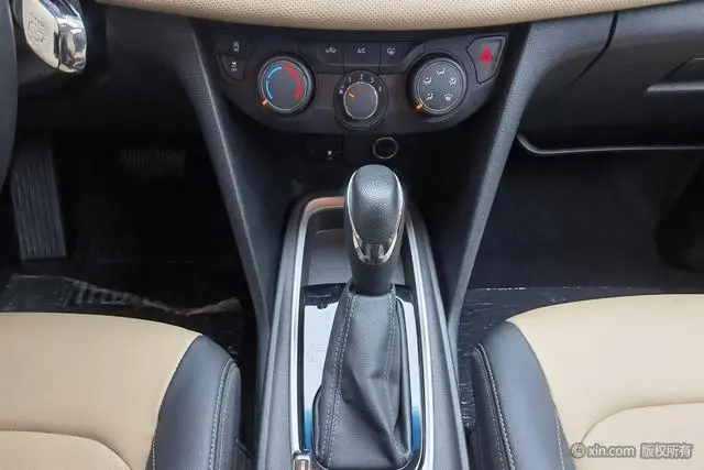 Chevrolet Cruze 320 Automatic Enjoy Edition