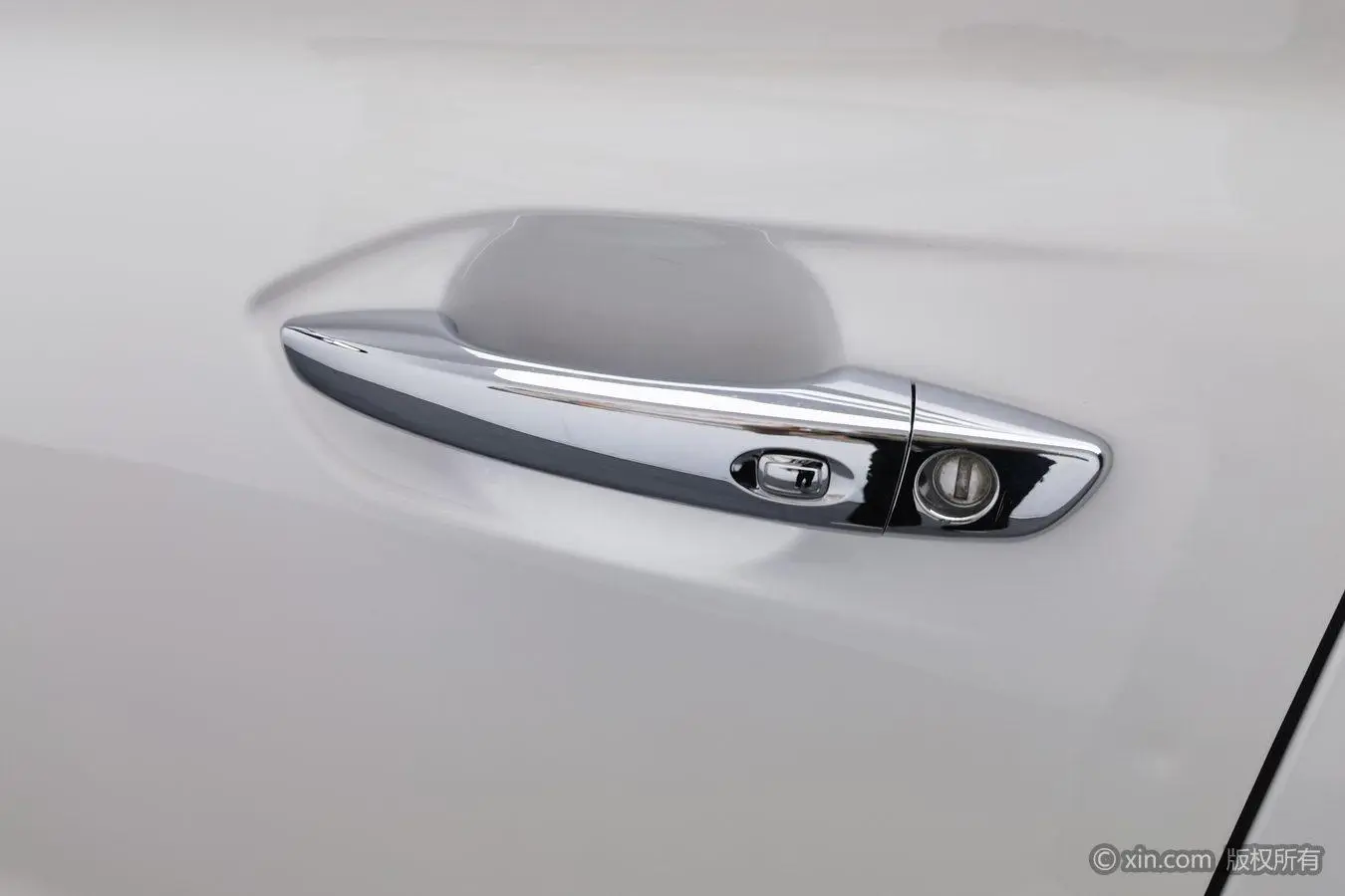 Dongfeng Fengshen Dongfeng Fengshen AX7 1.6T automatic AI flagship country VI