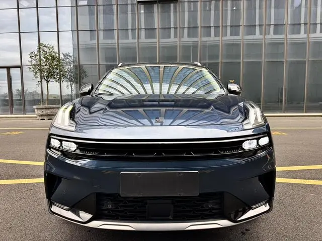 LYNK & CO Lynk 06 1.5T Yao Halo