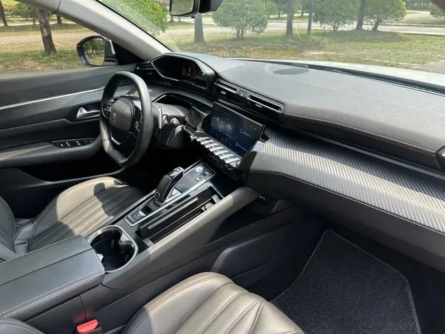 Peugeot Peugeot 508L 400THP PureTech Driving Control Edition