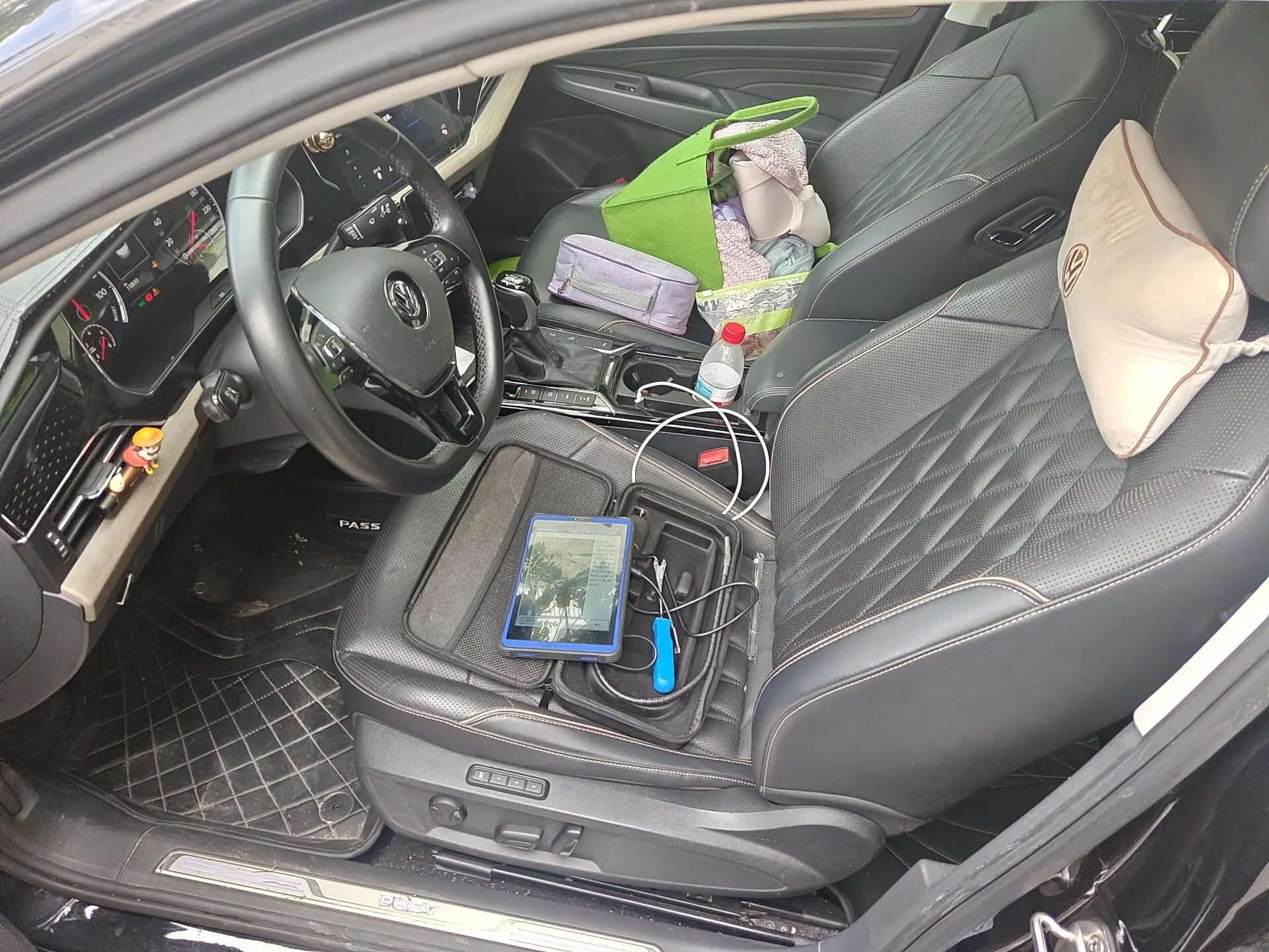 Volkswagen Passat PHEV 430PHEV Hybrid Deluxe Edition
