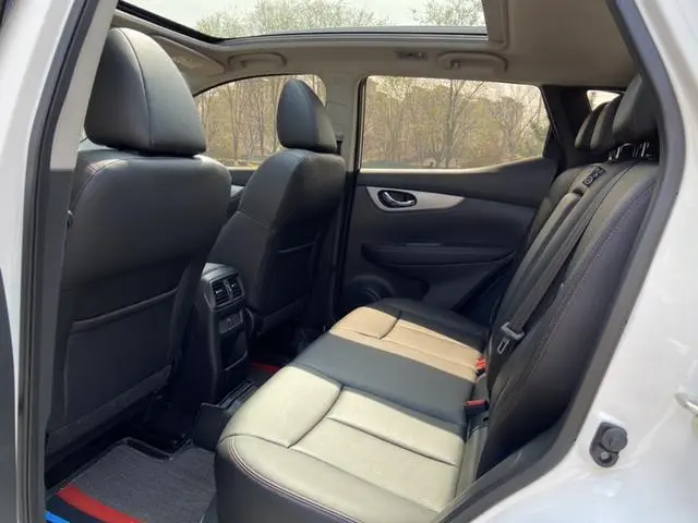 Nissan Qashqai 2.0L XV Prem.Deluxe Edition