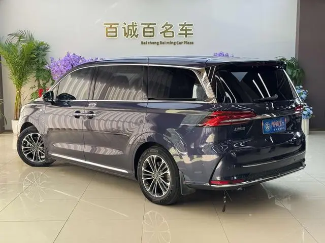 Roewe Roewe iMAX8 400TGI Supreme Series Extreme Edition