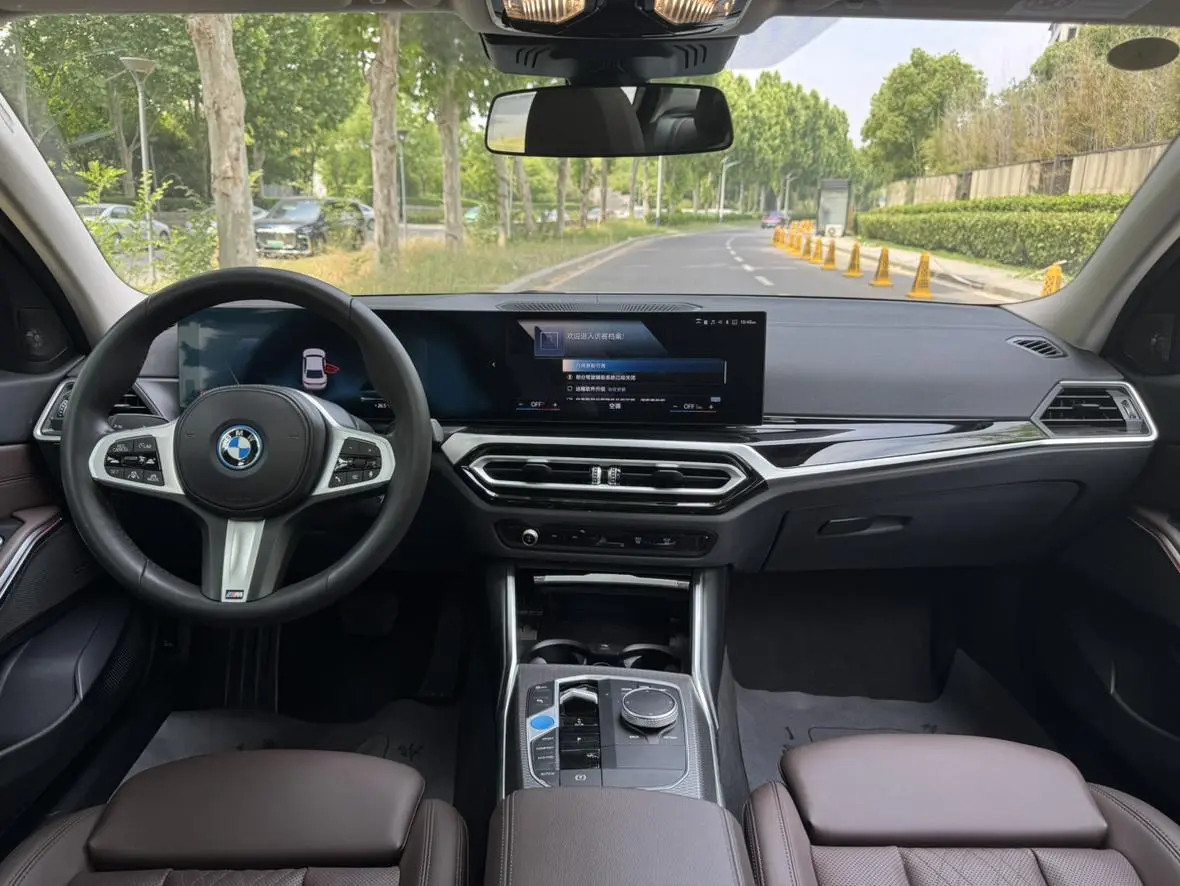 BMW BMW i3 eDrive40L Yao Ye Set