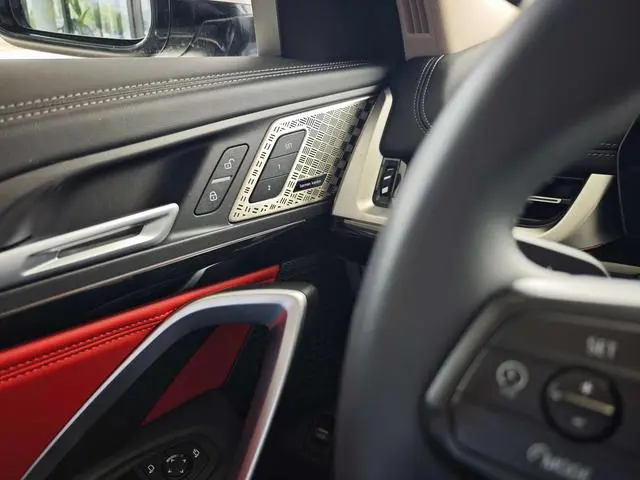 BMW BMW X1 sDrive25Li X design set