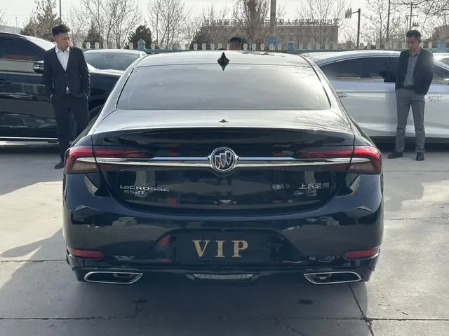 Buick Lacrosse 652T luxury