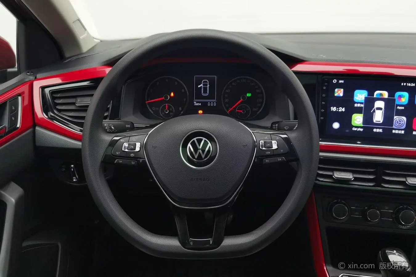 Volkswagen Polo Plus 1.5L automatic colorful technology version