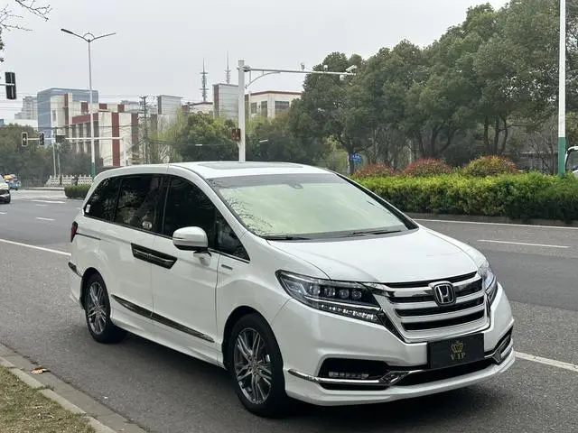 Honda Ai Lishen 2.0L Sharp*Hybrid Deluxe Edition