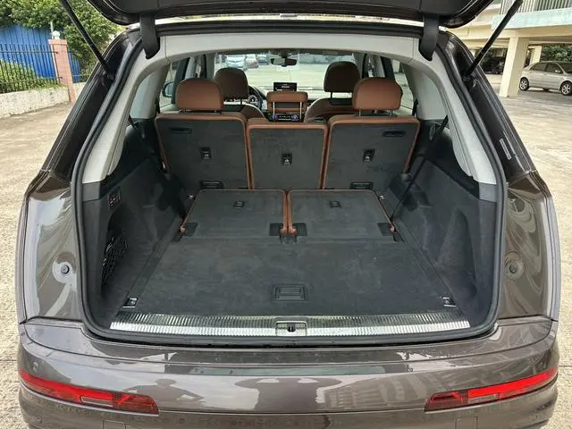 Audi Audi Q7 55 TFSI S line sporty