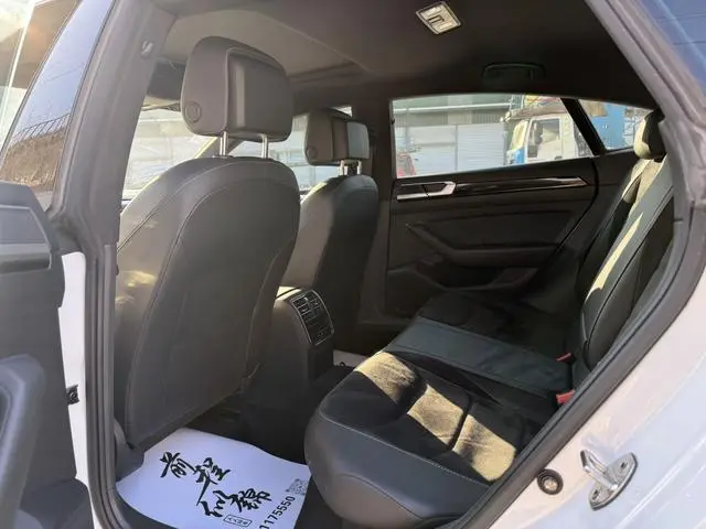 Volkswagen Volkswagen CC 330TSI Dazzling Edition