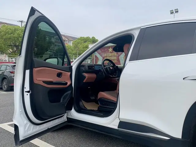 NIO Nio EC6 605KM sports version
