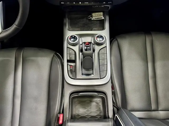 Tank Tank 300 2.0T Conqueror