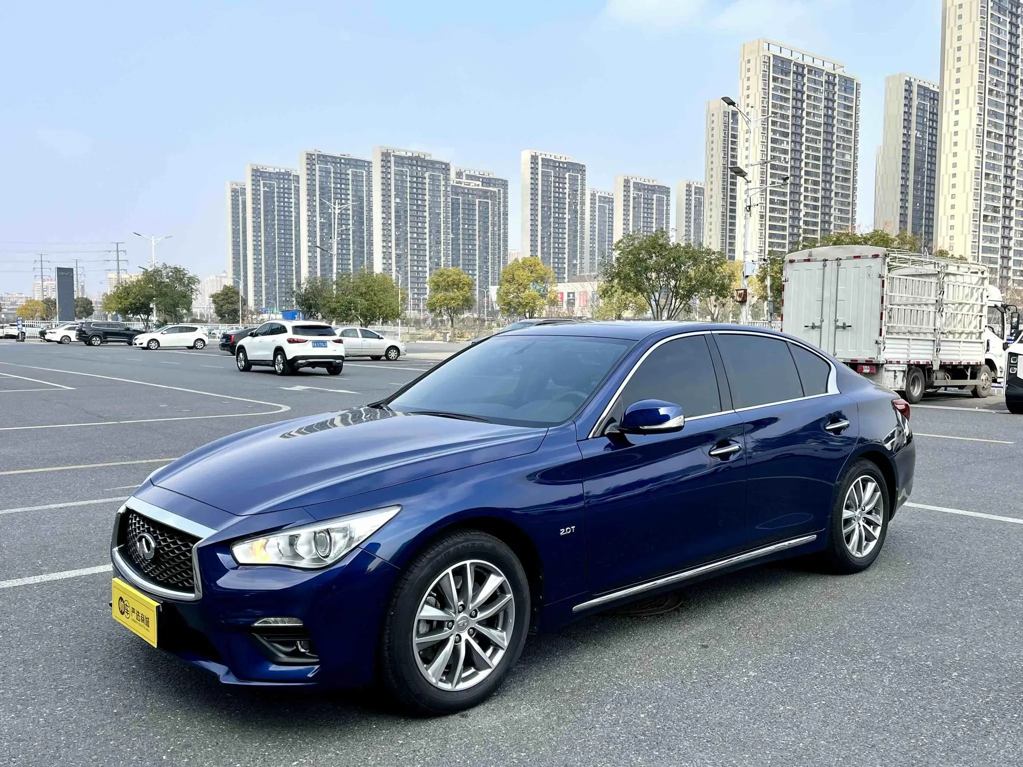 Infiniti Infiniti Q50L 2.0T Comfort Edition