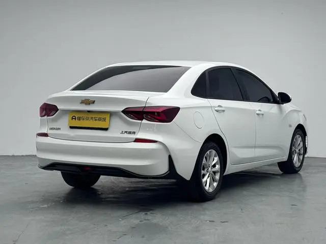 Chevrolet Cruze 1.5L Dual Clutch Enjoy Edition