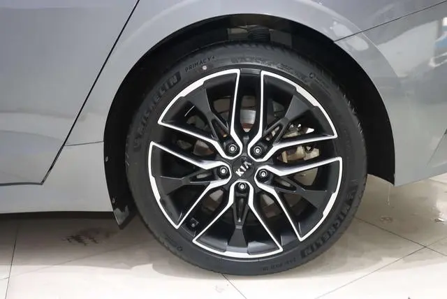 Kia Kia K5 380T GT-Line Premium Technology Edition