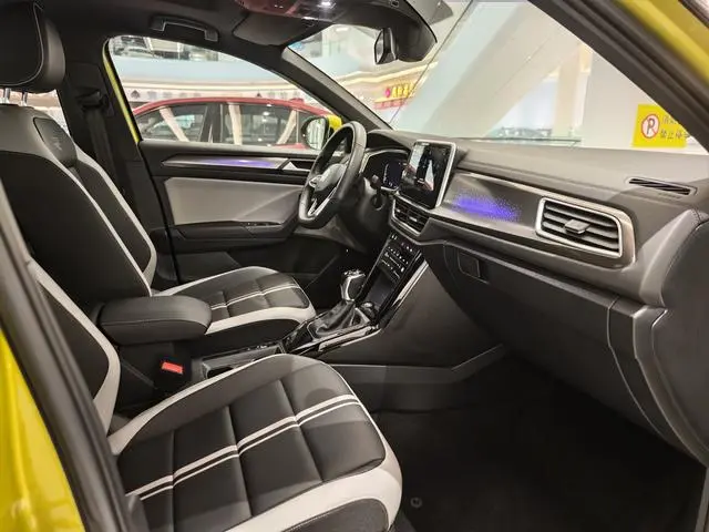 Volkswagen Exploring songs 300TSI DSG Starlight Edition