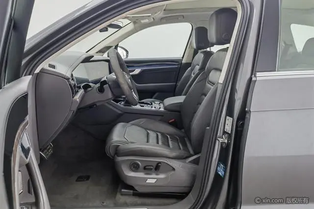 Volkswagen Touareg 2.0 TSI Ruiyi Edition Country VI