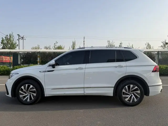 Volkswagen Tiguan L PHEV 430PHEV plug-in hybrid Ultimate Edition