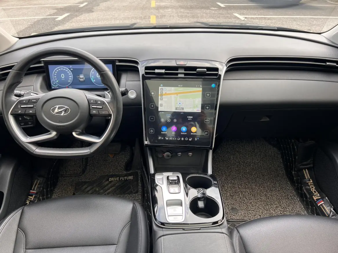 Hyundai Tucson Tucson L 1.5T LUX Two-wheel drive Premium Edition