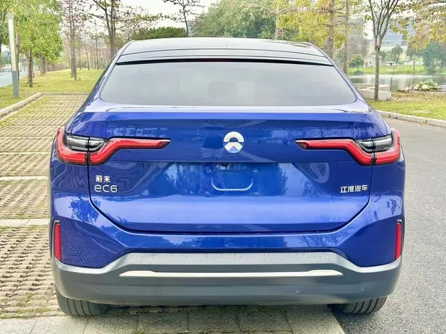 NIO Nio EC6 465KM sports version