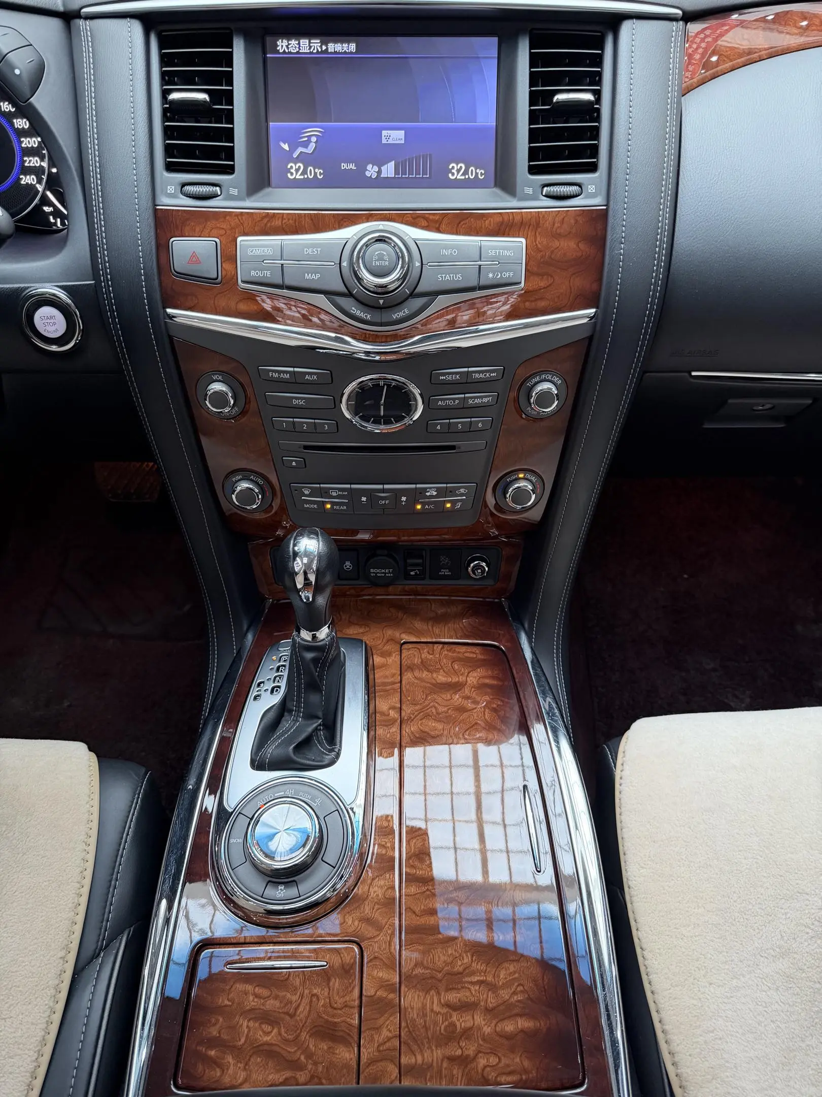 Infiniti Infiniti QX80 5.6L 4WD
