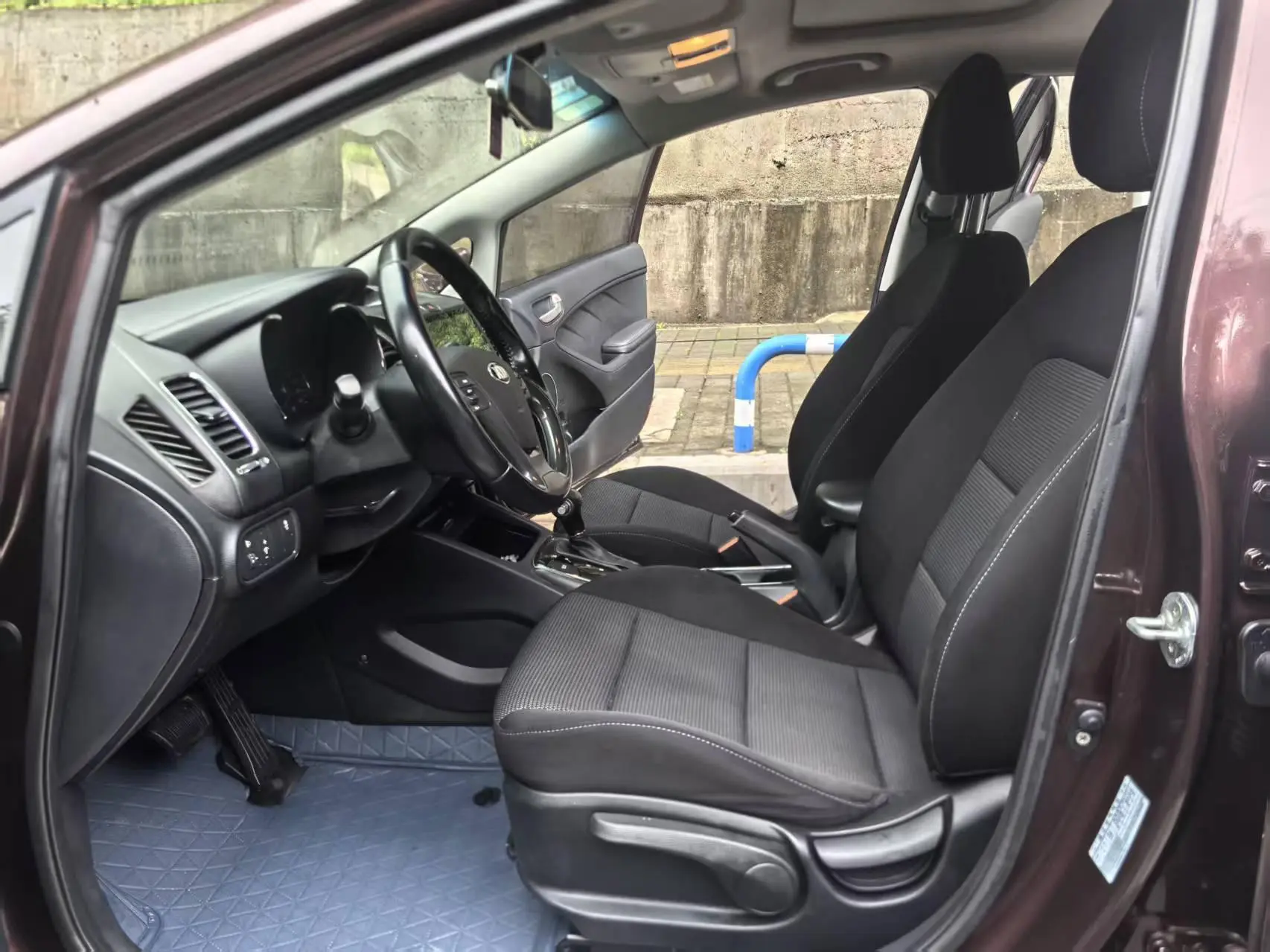 Kia Kia K3 1.6L automatic GLS