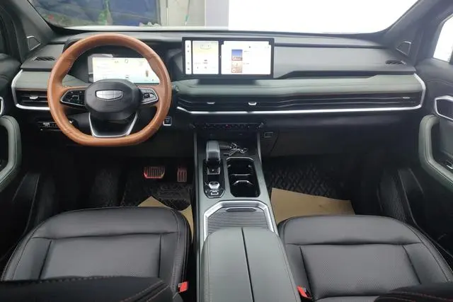 Geely Haoyue L 2.0TD DCT Luxury