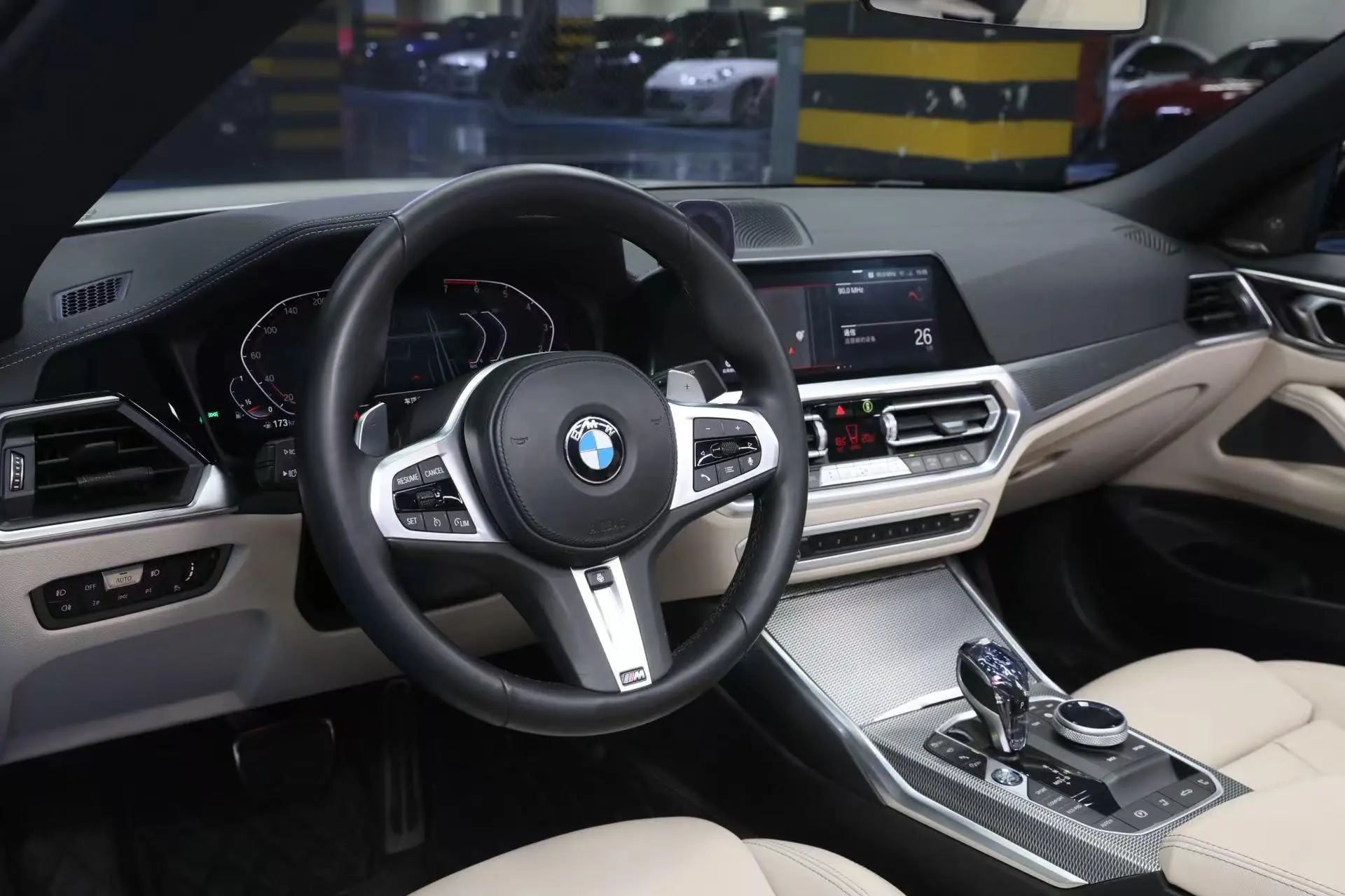 BMW BMW 4 Series Facelift 425i convertible M sports Yao Ye Suit