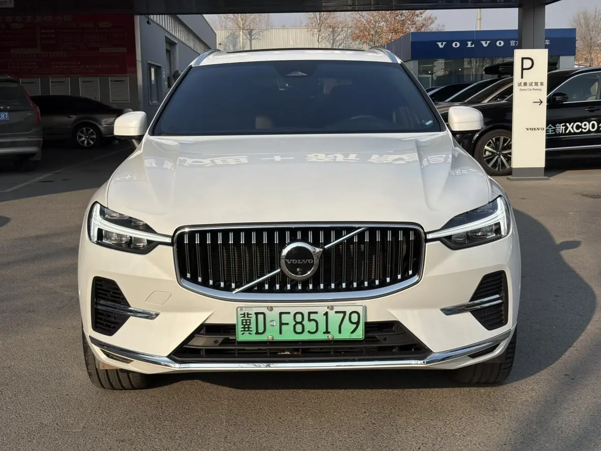 Volvo Volvo XC60 PHEV T8 four-wheel drive long battery life Zhiyuan Deluxe Edition