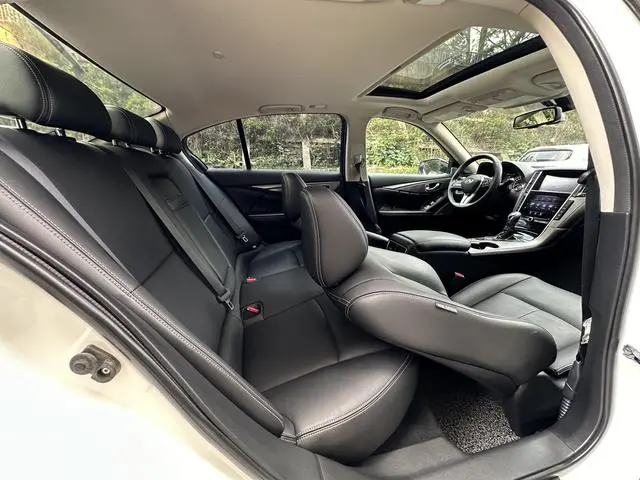 Infiniti Infiniti Q50L 2.0T Premium Version Country VI