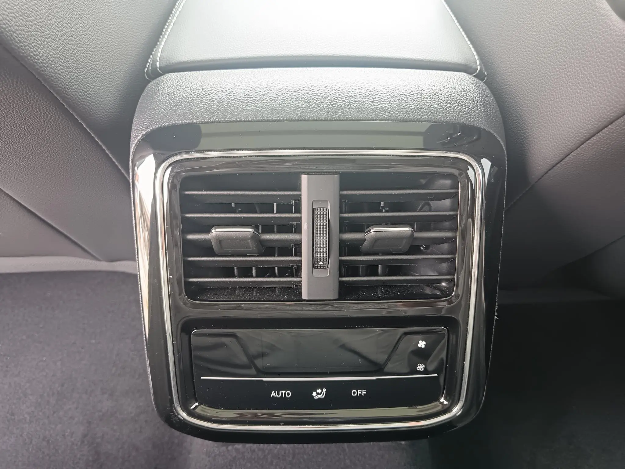 Volkswagen Passat Outstanding 380TSI Longteng Edition
