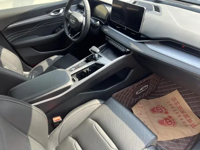 Geely Xingrui 2.0T luxury