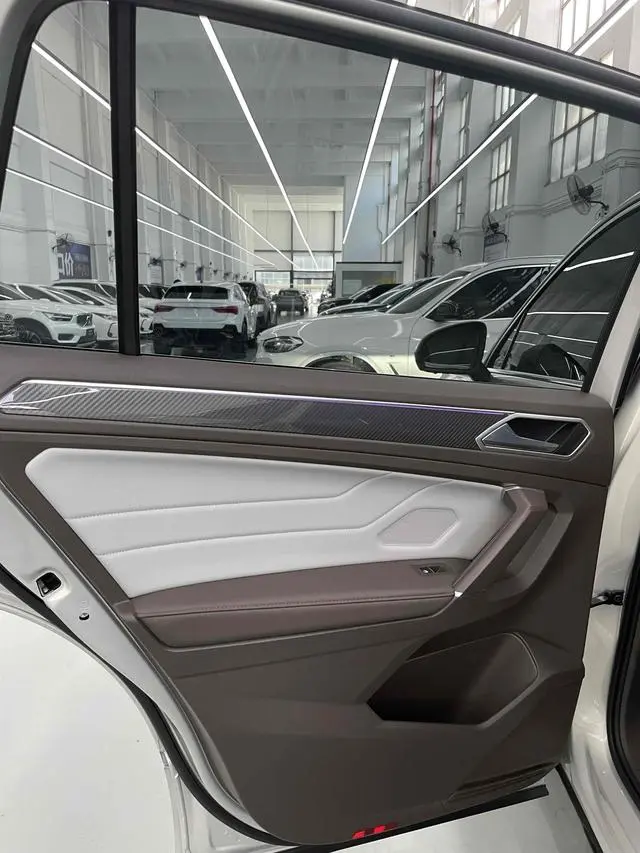 Volkswagen Tiguan L 380TSI automatic four-wheel drive R-Line ultimate 7-seater