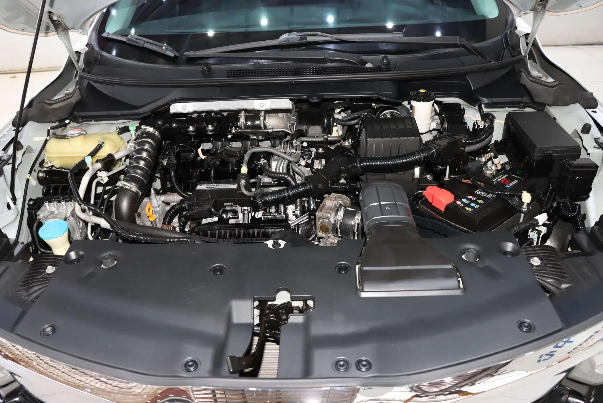 Honda Lingpai 180Turbo CVT Deluxe Edition Country VI