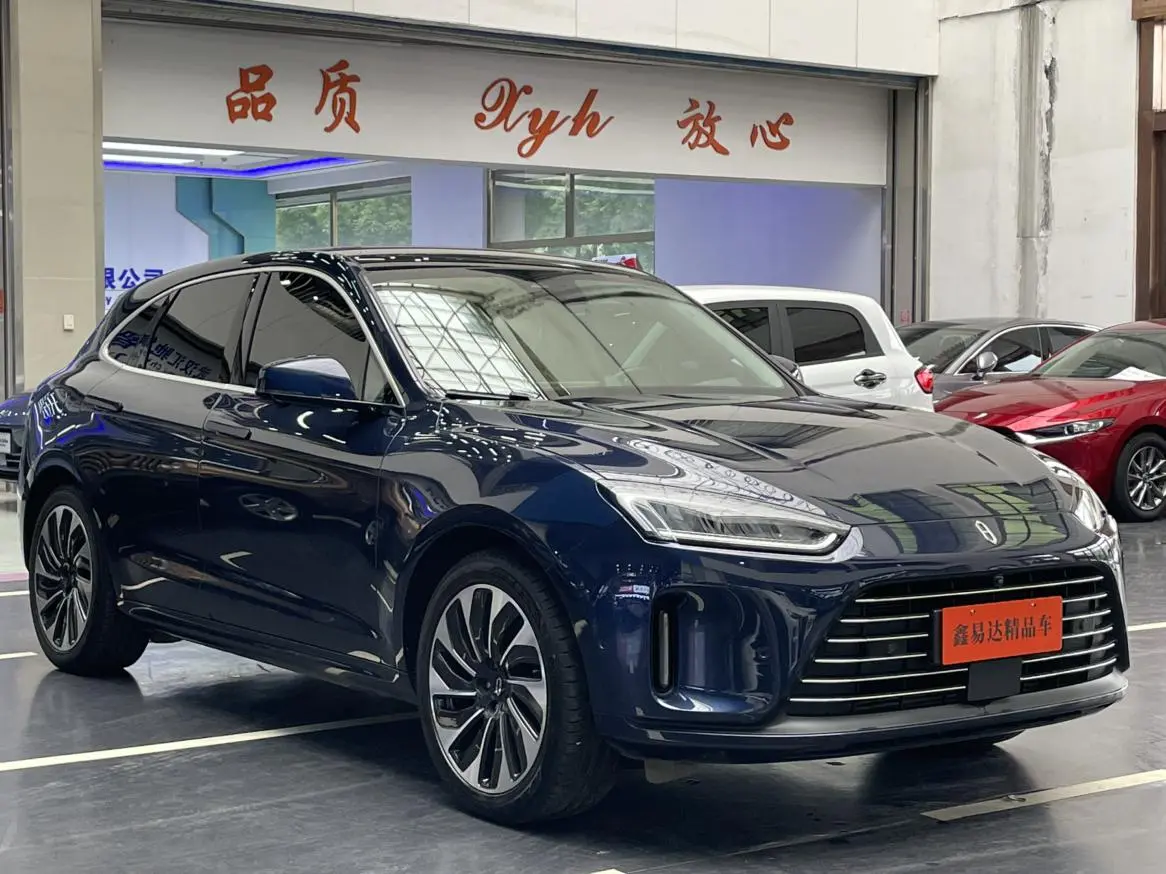AITO Ask the world M5 Extended range four-wheel drive Ultimate edition