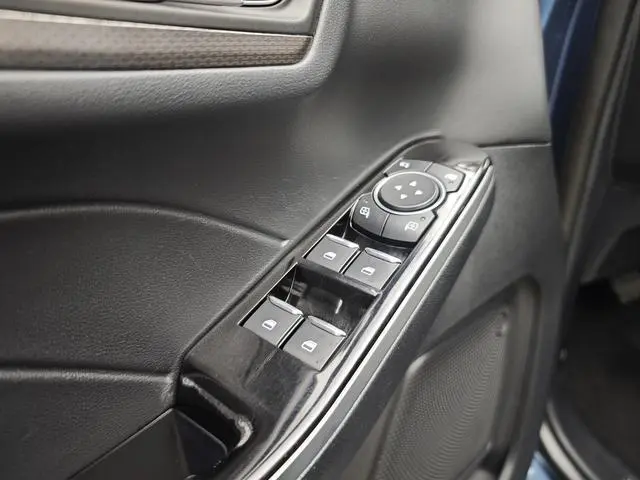 Ford Ruiji EcoBoost 245 four-wheel drive Jiaxiang model