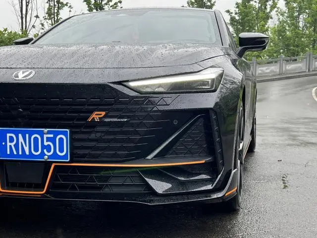Changan Changan UNI-V 1.5T Sports version