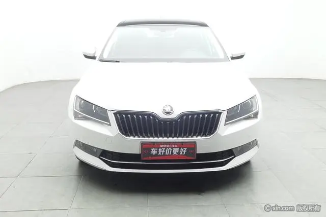 Skoda Speed pie ZI330 DSG Comfort Edition Country V