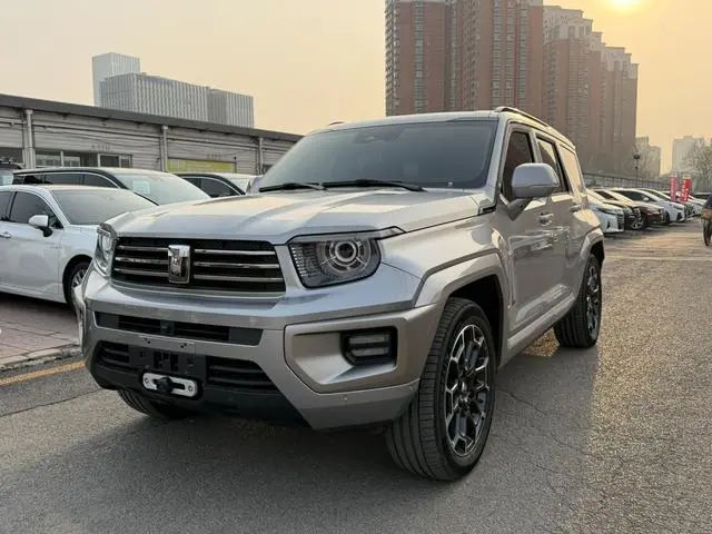 Tank Tank 700 Hi4-T Extreme Edition