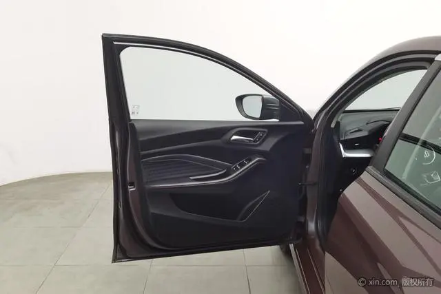 MG MG5 300TGI DCT Green Luxury Luxury Edition