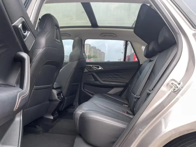 Roewe Roewe eRX5 Super Hybrid Premium Edition