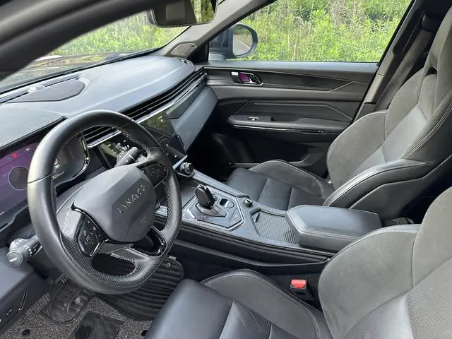 LYNK & CO Lynk &Co. 01 EM-P 1.5TD PHEV Halo