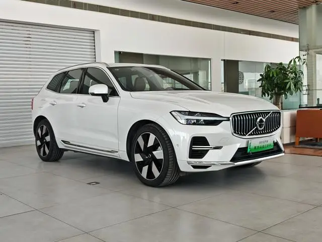 Volvo Volvo XC60 PHEV T8 four-wheel drive long battery life Zhiya Deluxe Edition