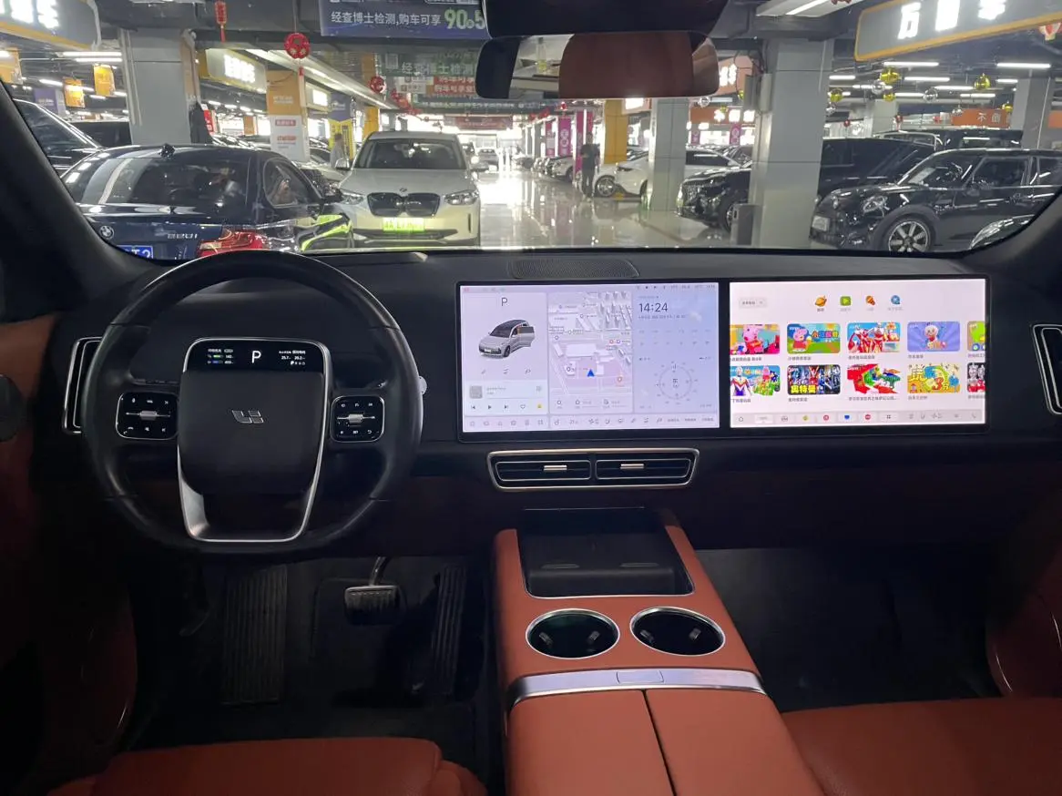 Li Auto Ideal L9 Max version