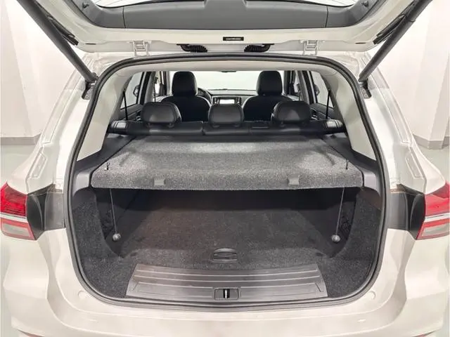 Roewe Roewe eRX5 50T Hybrid Interconnection Premium Ultimate Edition