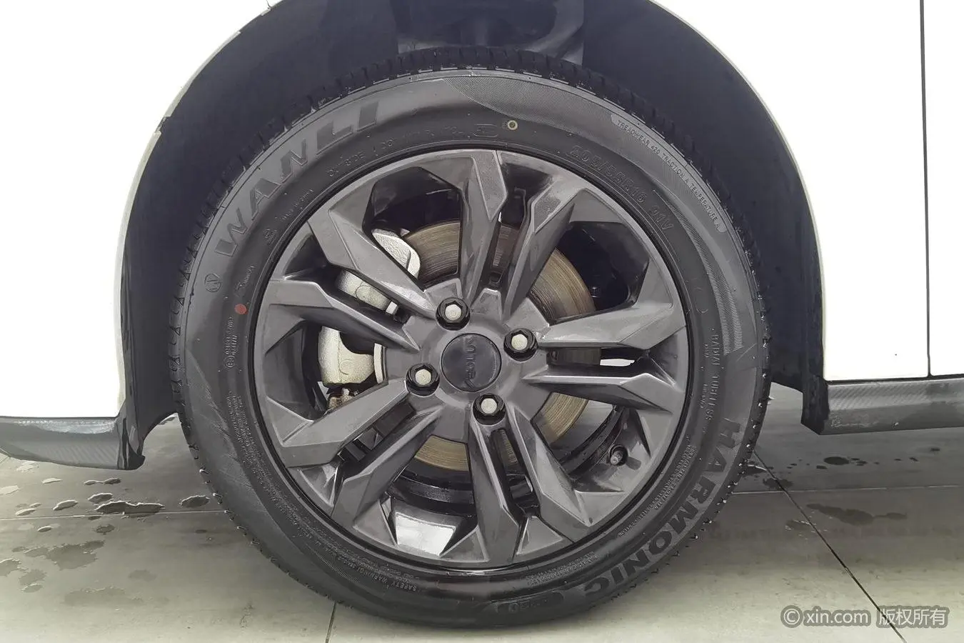 Dongfeng Fengshen Yi Hyun 1.5L automatic speed version